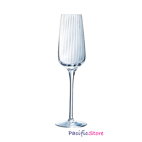 Verre Symetrie